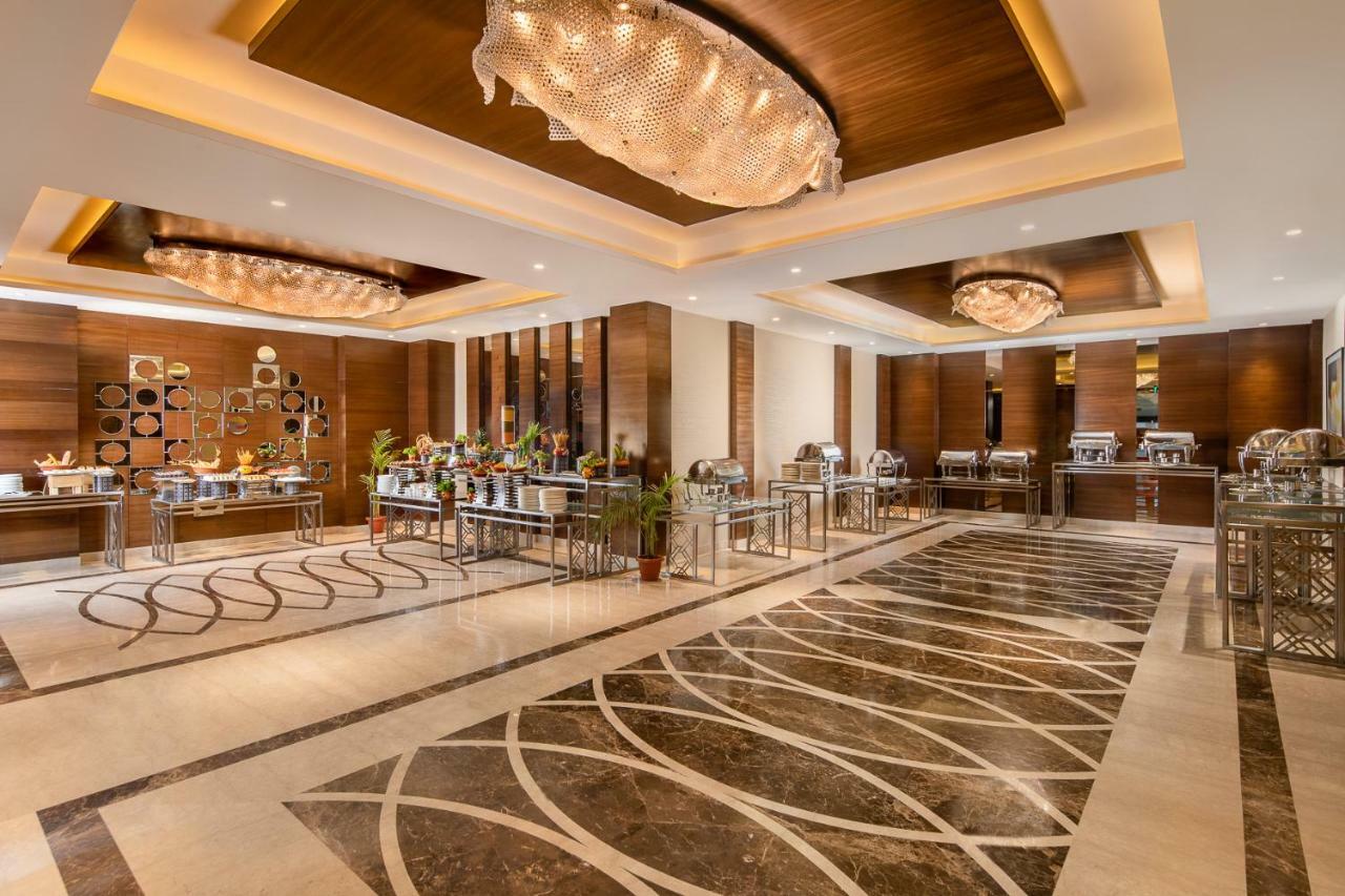 Nirvana Sarovar Portico Gorakhpur Exterior photo