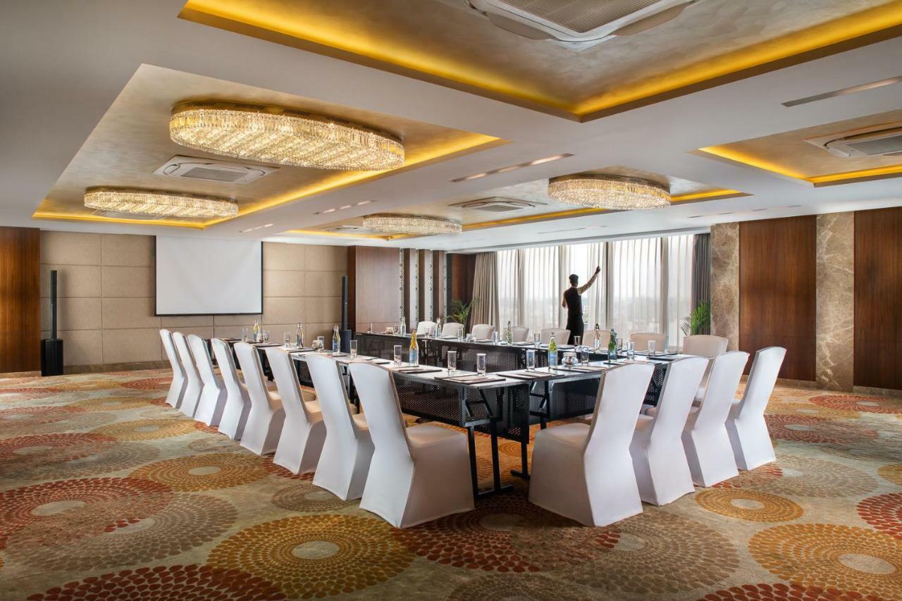 Nirvana Sarovar Portico Gorakhpur Exterior photo